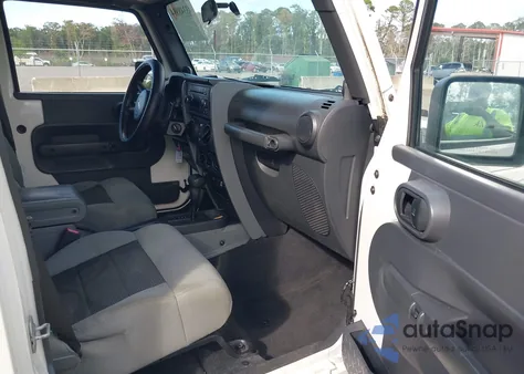 2010 Jeep Wrangler Unlimited Sport из США, поврежденный, VIN 1J4BA3H18AL228245